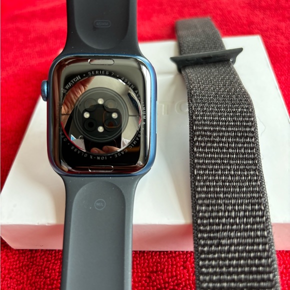 Apple Watch 7 45mm gps blue - Picture 3 of 5